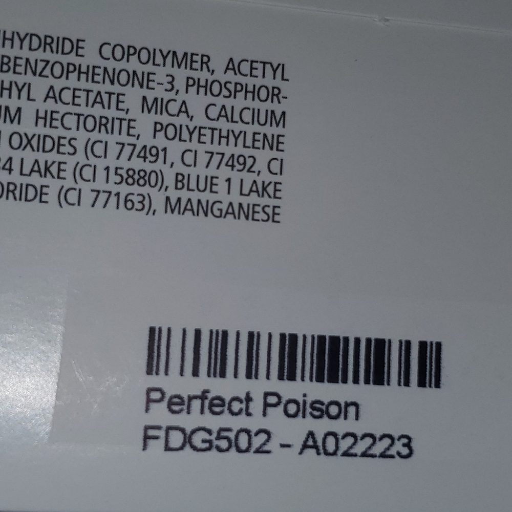 Color Street 100% Real Nail Polish Strips 16 strips Perfect Poison - Picture 4 of 4